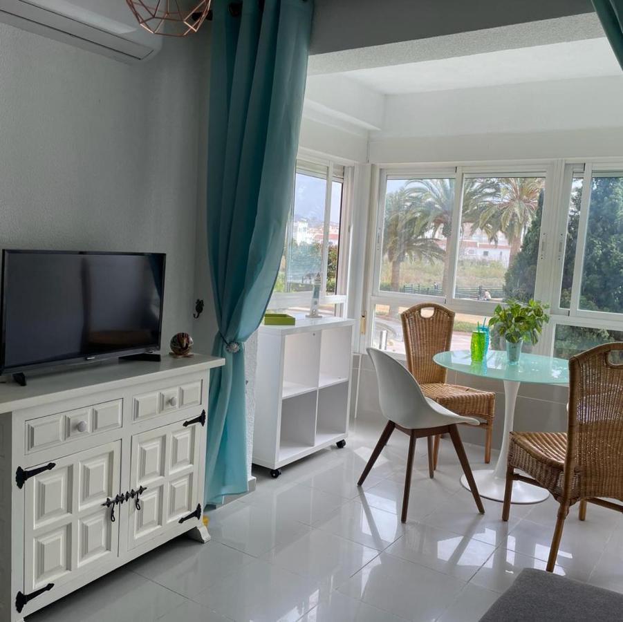 Las Palmeras อัลการ์โรโบ คอสตา ภายนอก รูปภาพ