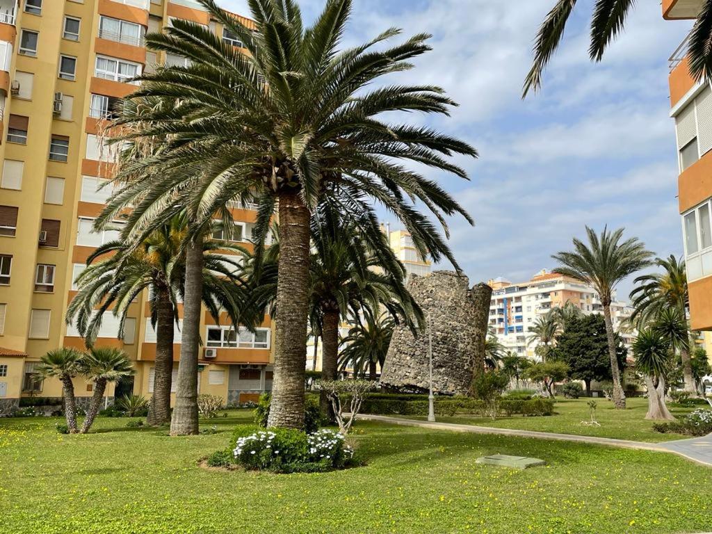 Las Palmeras อัลการ์โรโบ คอสตา ภายนอก รูปภาพ